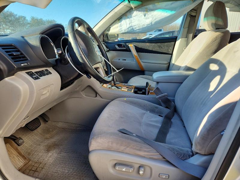 Photo 7 from auction – 2009 TOYOTA HIGHLANDER with VIN JTEEW41A092035606