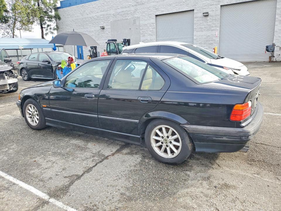 Photo 2 from auction – 1998 BMW 328 with VIN WBACD4324WAV63414