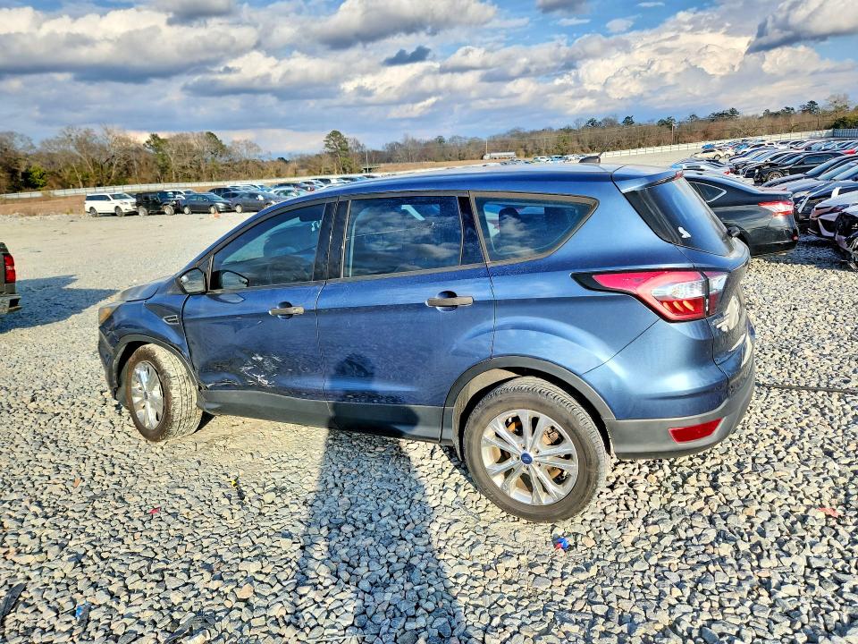 Photo 2 from auction – 2018 FORD ESCAPE with VIN 1FMCU0F71JUB50341