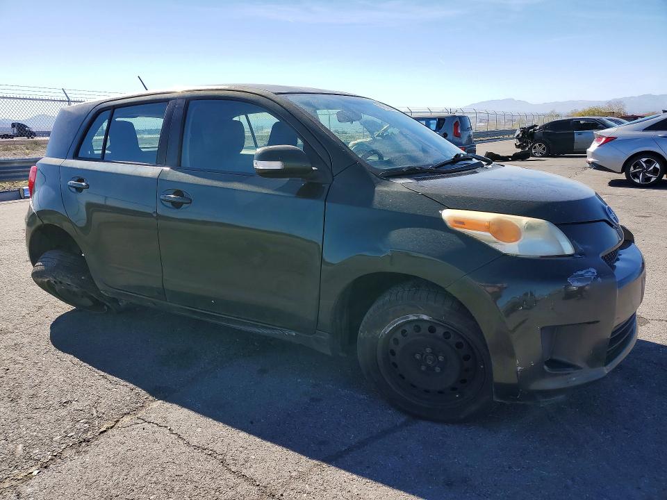 Photo 4 from auction – 2011 TOYOTA SCION XD with VIN JTKKU4B45B1014082