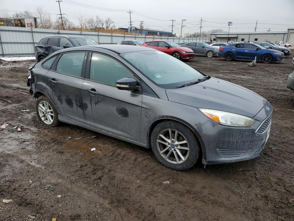 Photo 4 from auction – 2015 FORD FOCUS with VIN 1FADP3F23FL304976