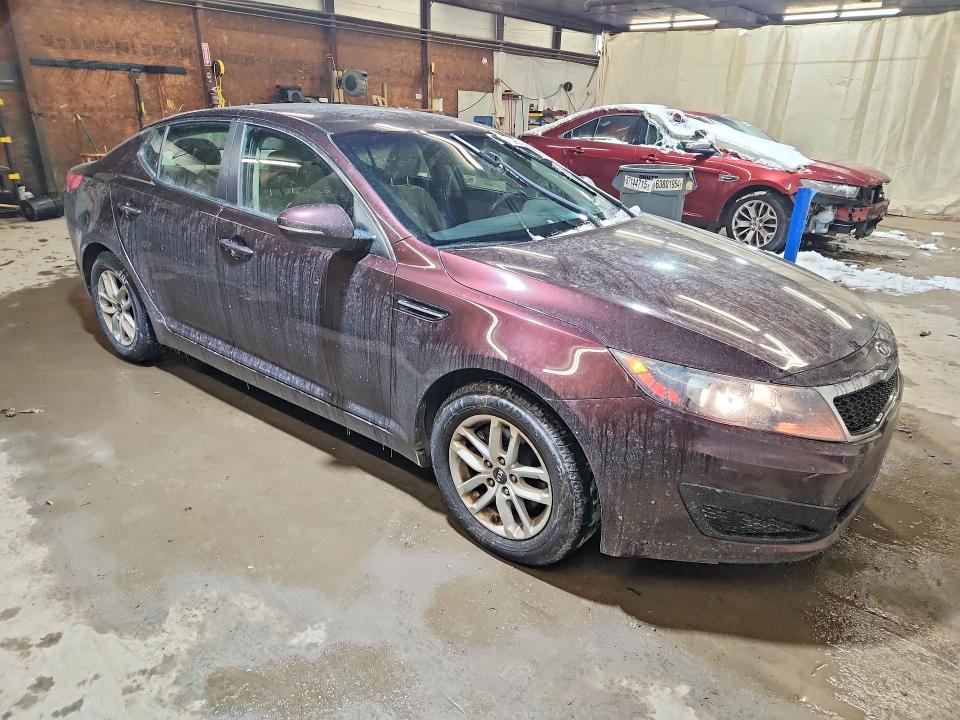 Photo 4 from auction – 2011 KIA OPTIMA LX with VIN KNAGM4A7XB5169421