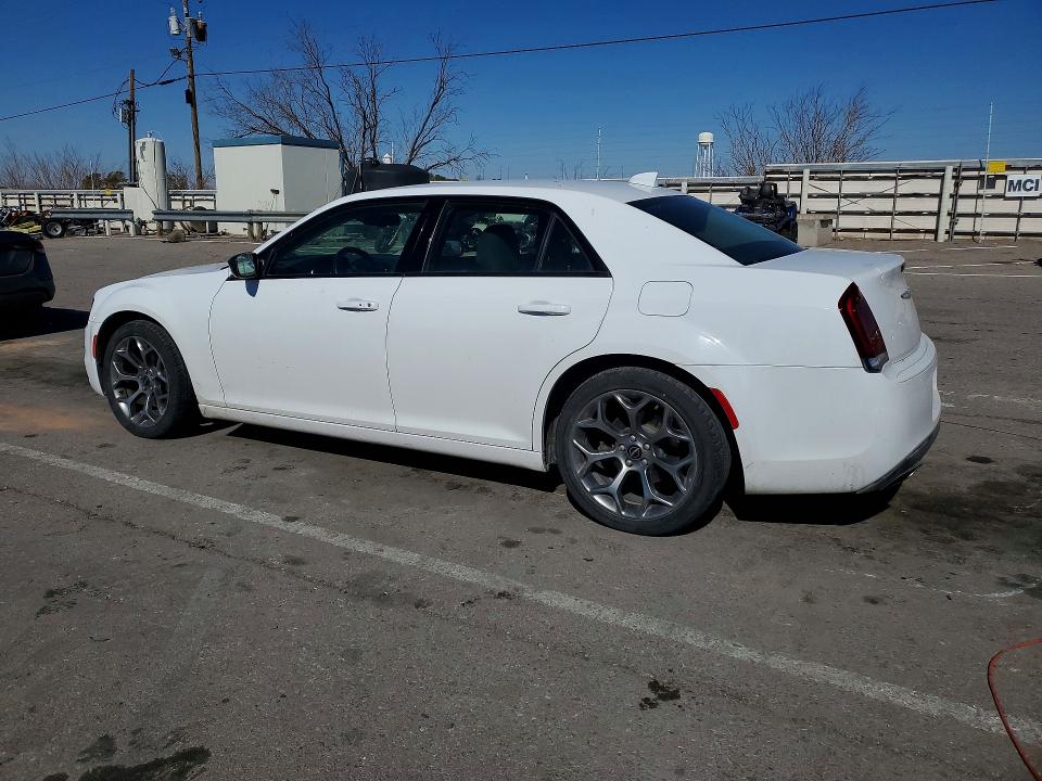 Photo 2 from auction – 2018 CHRYSLER 300 with VIN 2C3CCAAG7JH340799