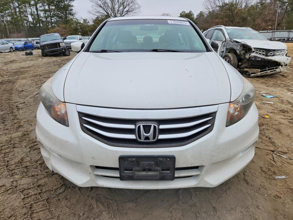 Photo 5 from auction – 2012 HONDA ACCORD with VIN 1HGCP3F81CA036108