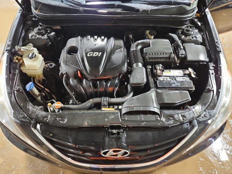Photo 11 from auction – 2011 HYUNDAI SONATA with VIN 5NPEB4AC6BH005970