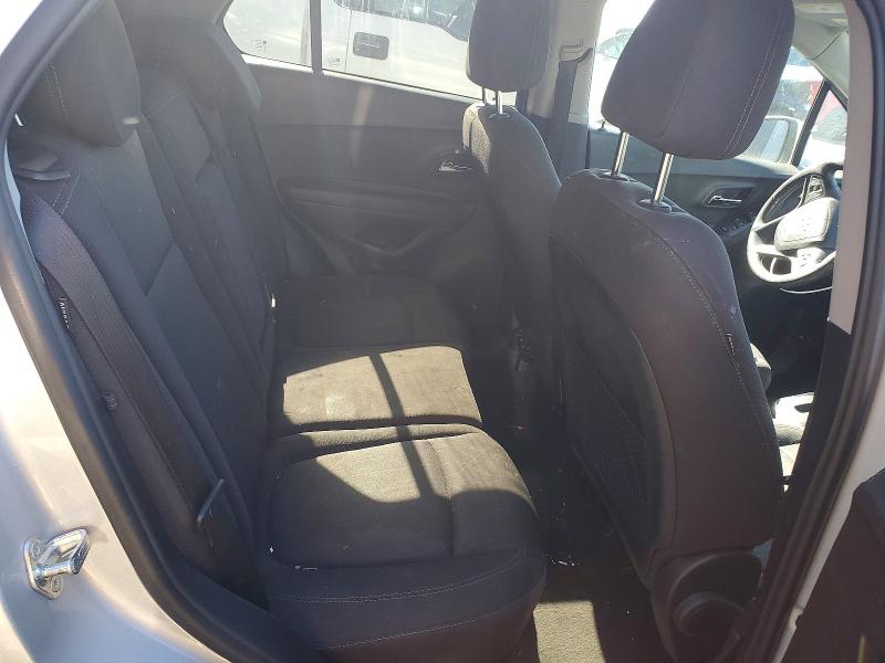 Photo 11 from auction – 2017 CHEVROLET TRAX with VIN 3GNCJPSB3HL144262