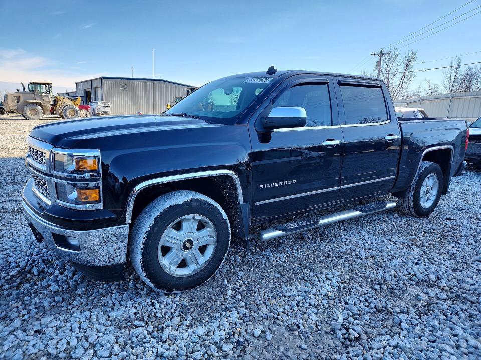 CHEVROLET SILVERADO 2014 with VIN 3GCUKREH8EG266349 - Photo from auction