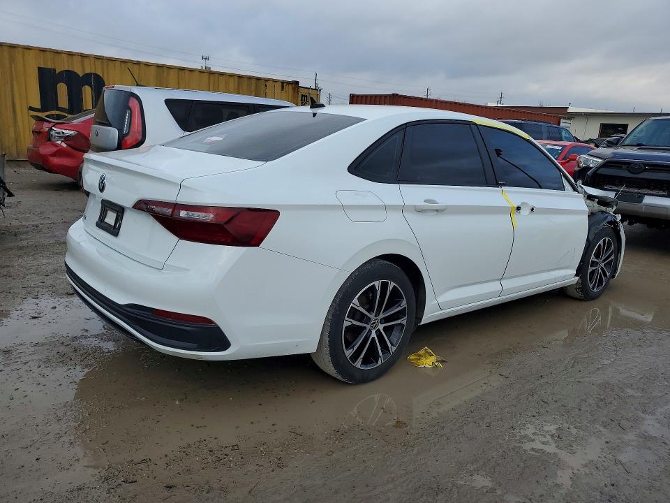 Photo 3 from auction – 2023 VOLKSWAGEN JETTA with VIN 3VWAM7BU0PM012249
