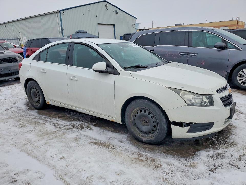 Photo 4 from auction – 2013 CHEVROLET CRUZE with VIN 1G1PC5SB5D7324150