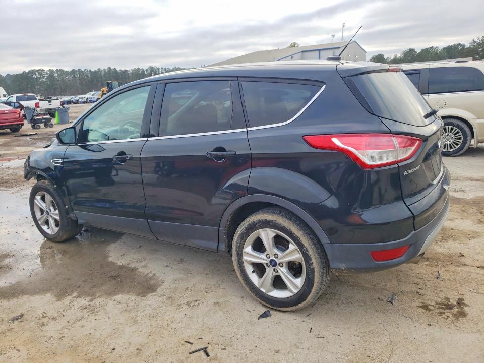 Photo 2 from auction – 2015 FORD ESCAPE SE with VIN 1FMCU0GX8FUC23775