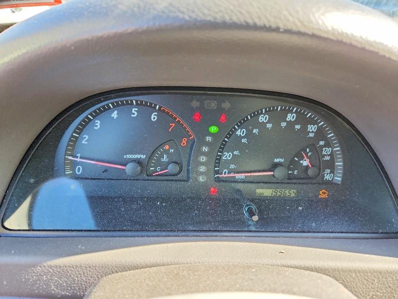 Photo 9 from auction – 2002 TOYOTA CAMRY LE with VIN 4T1BE32K42U111989