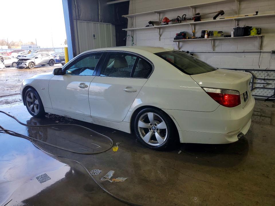 Photo 2 from auction – 2007 BMW 530 with VIN WBANE73597CM56513