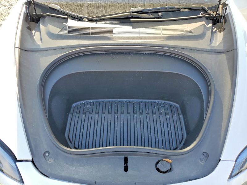 Photo 11 from auction – 2024 TESLA MODEL 3 with VIN 5YJ3E1EA2RF834064