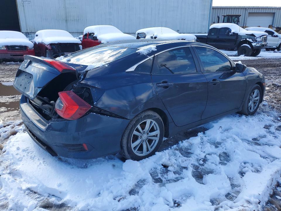 Photo 3 from auction – 2017 HONDA CIVIC with VIN 2HGFC2F52HH530561
