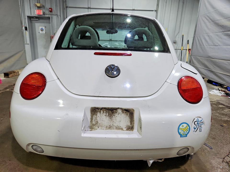 Photo 6 from auction – 2000 VOLKSWAGEN NEW BEETLE with VIN 3VWCD21C2YM439731