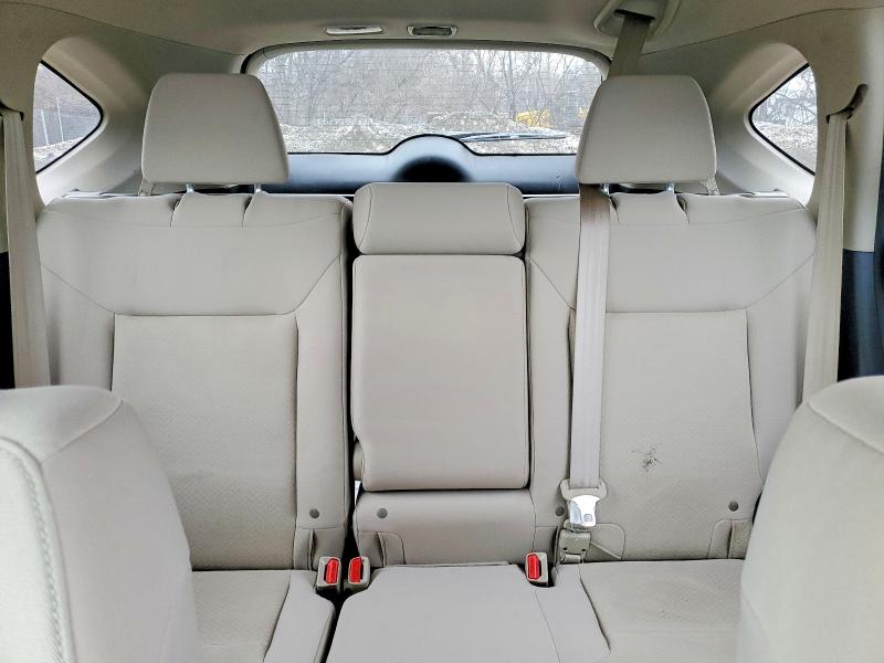 Photo 10 from auction – 2015 HONDA CR-V with VIN 2HKRM4H51FH661714