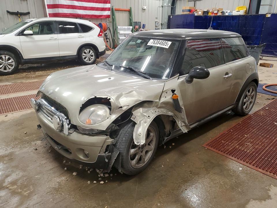 MINI COOPER 2008 with VIN WMWMF33578TU64693 - Photo from auction