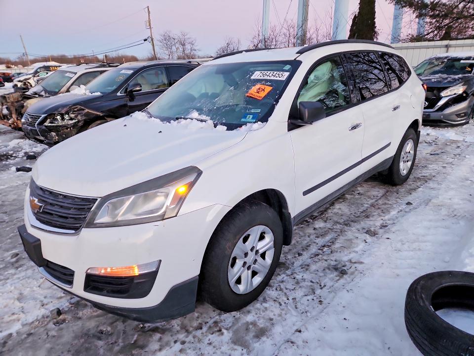 CHEVROLET TRAVERSE 2016 with VIN 1GNKRFED4GJ137273 - Photo from auction