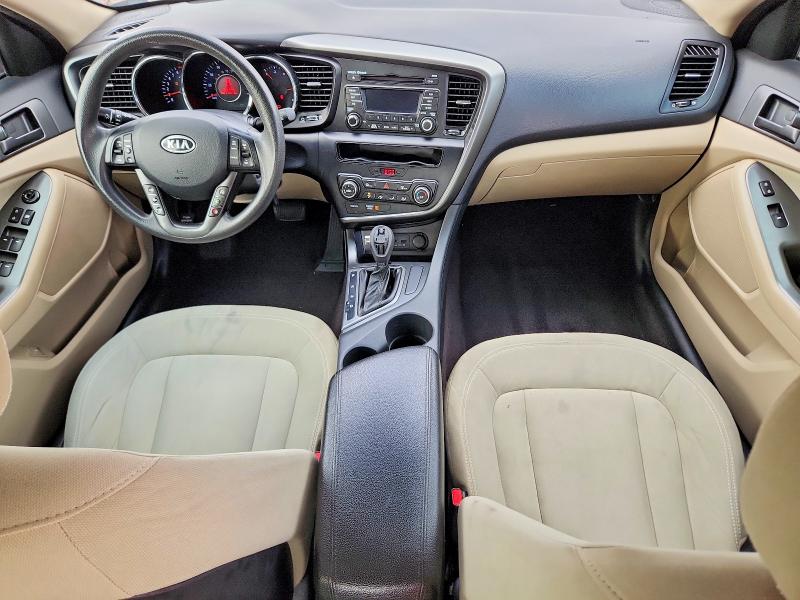 Photo 8 from auction – 2011 KIA OPTIMA with VIN KNAGM4A78B5109623