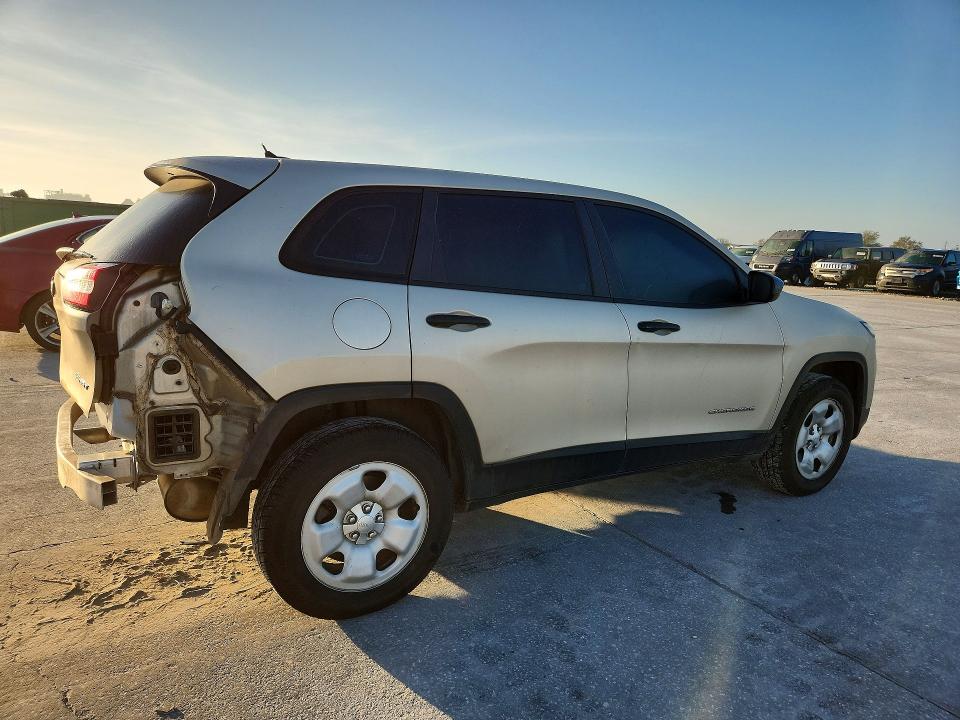 Photo 3 from auction – 2014 JEEP CHEROKEE with VIN 1C4PJMAB6EW233551