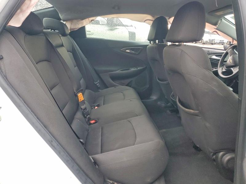 Photo 10 from auction – 2018 CHEVROLET MALIBU with VIN 1G1ZD5ST8JF263408