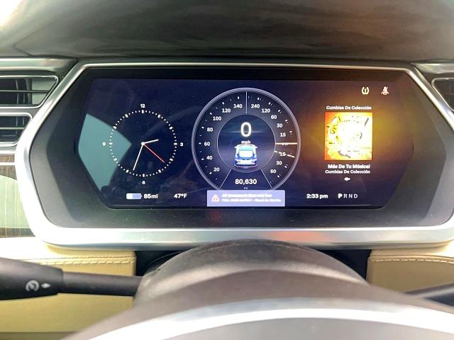 Photo 8 from auction – 2013 TESLA MODEL S with VIN 5YJSA1AG8DFP04672