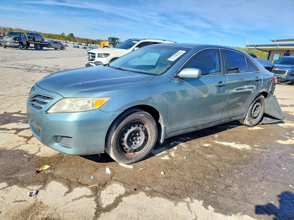 TOYOTA CAMRY BASE 2010 with VIN 4T1BF3EK0AU550677 - Photo from auction