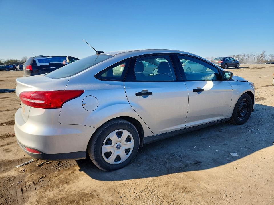 Photo 3 from auction – 2017 FORD FOCUS with VIN 1FADP3E23HL295247