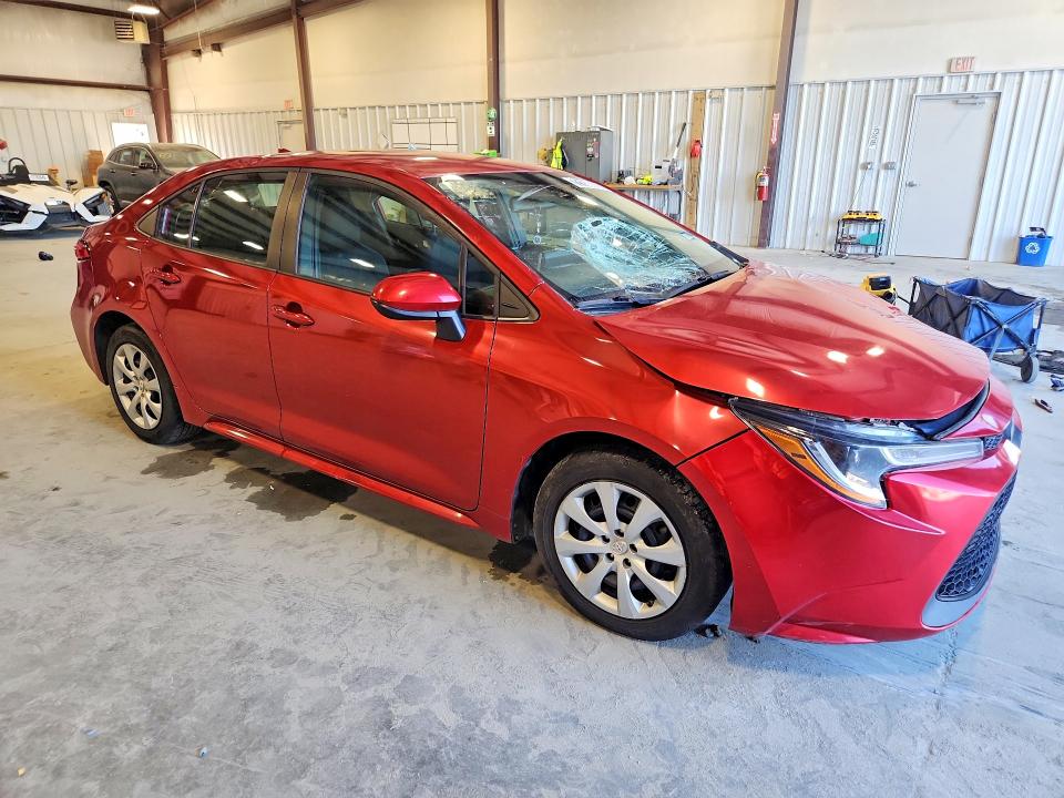 Photo 4 from auction – 2021 TOYOTA COROLLA LE with VIN 5YFEPMAE5MP257993