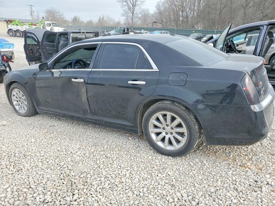 Photo 2 from auction – 2012 CHRYSLER 300 with VIN 2C3CCACG2CH234437