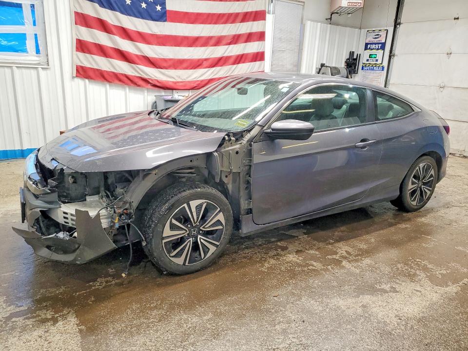 HONDA CIVIC 2016 con VIN 2HGFC3B32GH355298 - Foto de la subasta