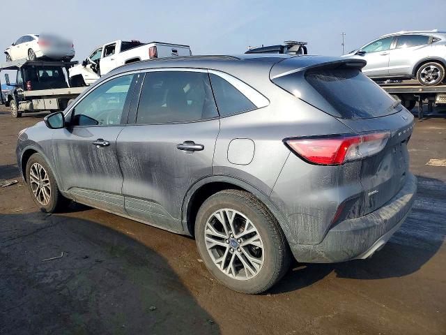 Photo 2 from auction – 2021 FORD ESCAPE with VIN 1FMCU0H67MUA57784