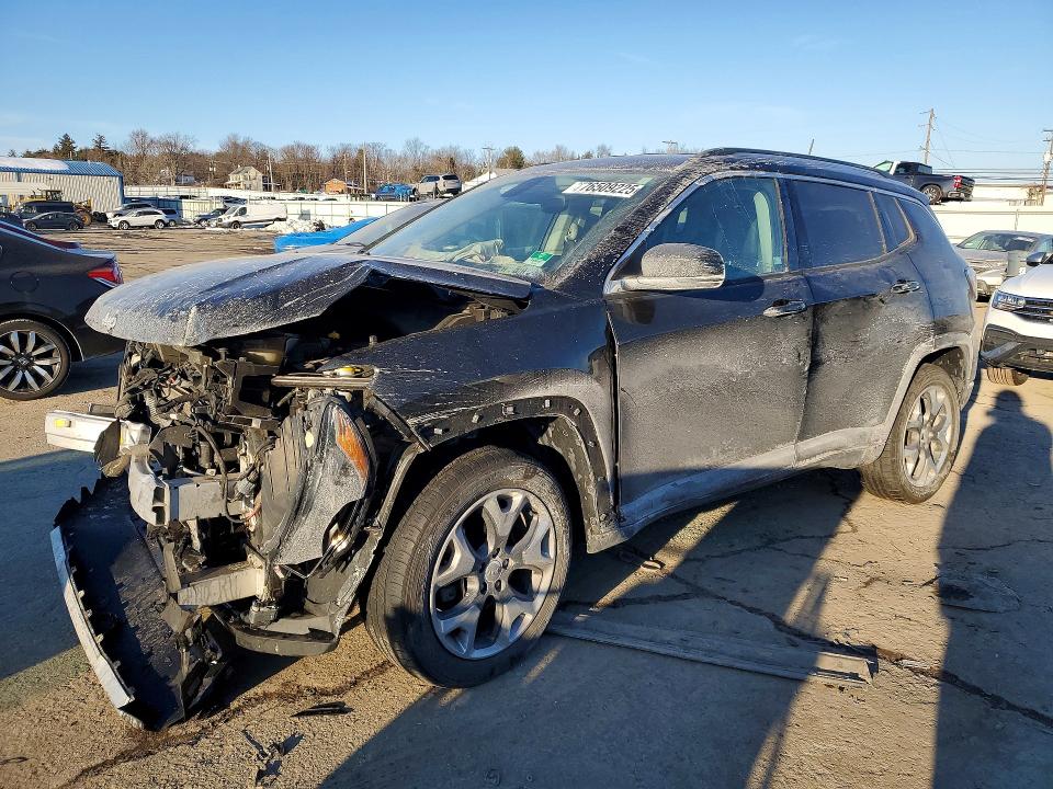 JEEP COMPASS 2018 with VIN 3C4NJDCB9JT238926 - Photo from auction
