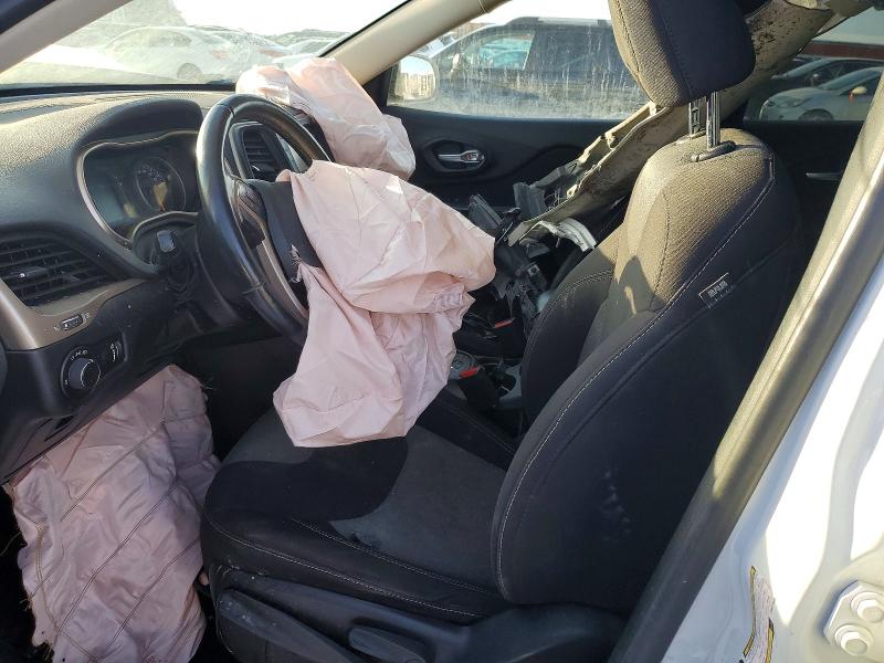 Photo 7 from auction – 2016 JEEP CHEROKEE with VIN 1C4PJMAS7GW317820