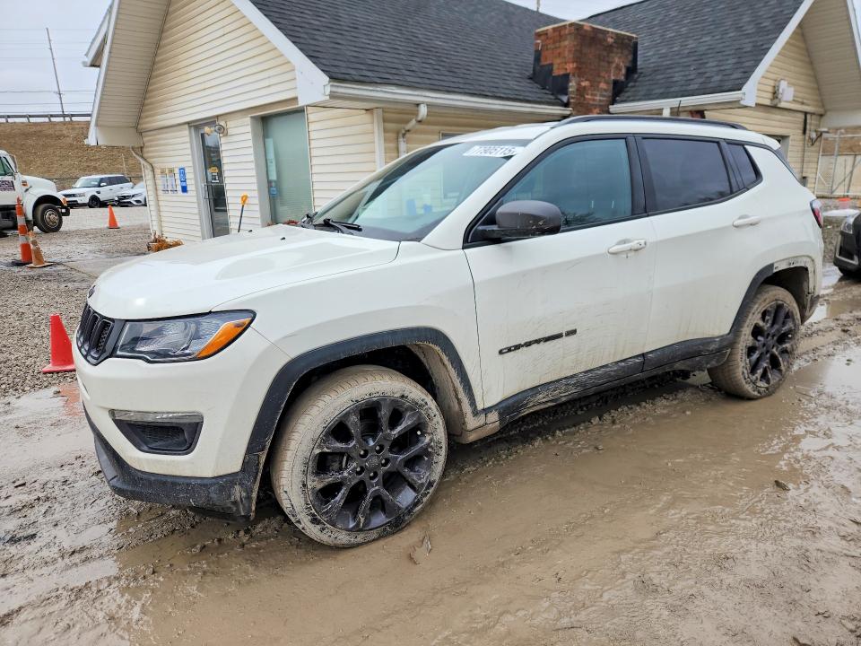 JEEP COMPASS 2021 with VIN 3C4NJDEB0MT516890 - Photo from auction