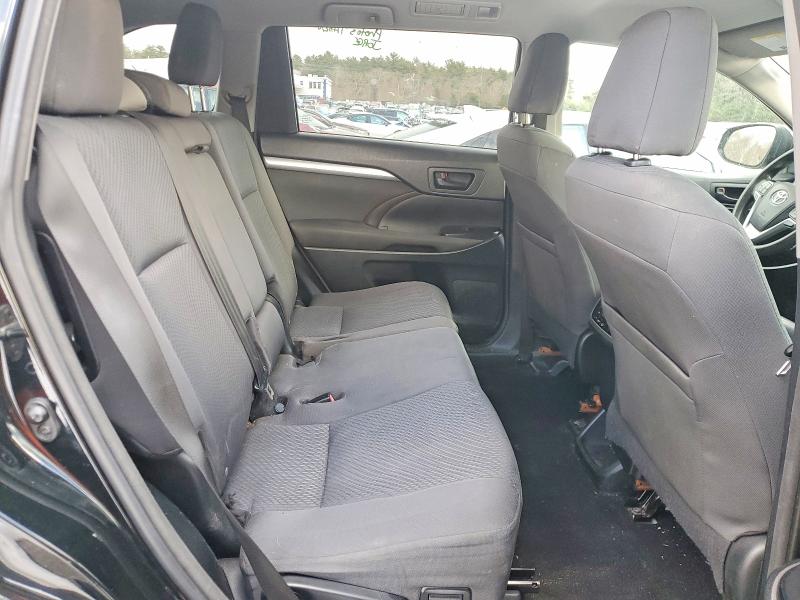 Photo 11 from auction – 2015 TOYOTA HIGHLANDER with VIN 5TDBKRFH3FS091520
