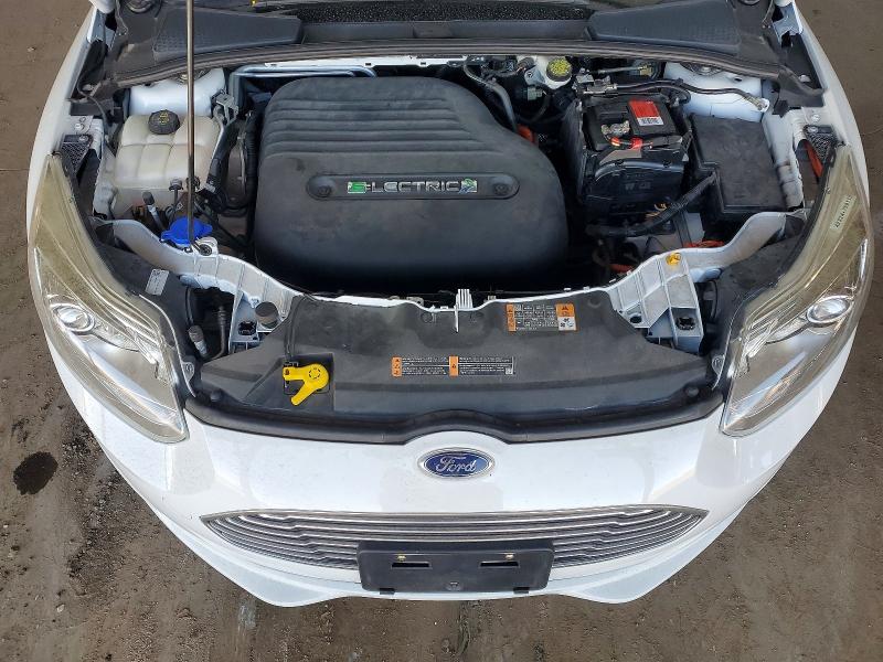 Photo 11 from auction – 2016 FORD FOCUS BEV with VIN 1FADP3R46GL255819