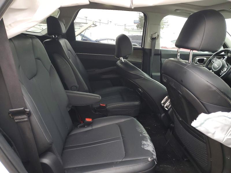 Photo 11 from auction – 2023 KIA SORENTO EX with VIN 5XYRHDLF5PG191555