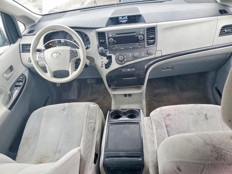 Photo 8 from auction – 2012 TOYOTA SIENNA with VIN 5TDKK3DC2CS241813