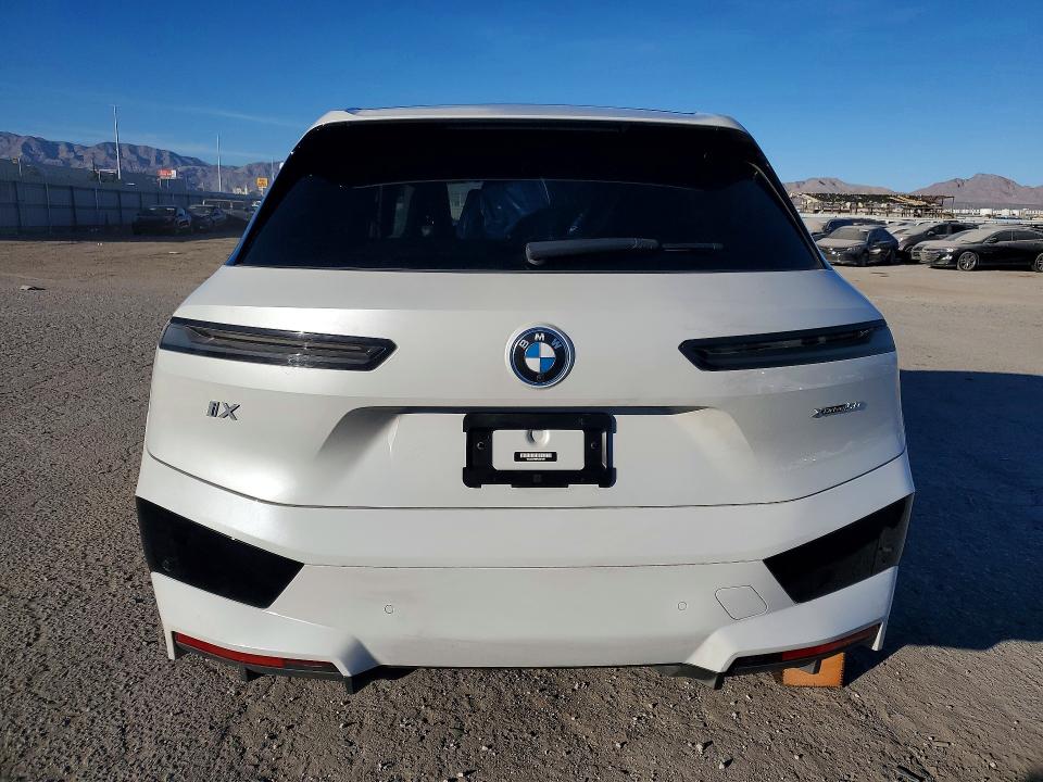 Photo 6 from auction – 2023 BMW IX XDRIVE5 with VIN WB523CF09PCM75997