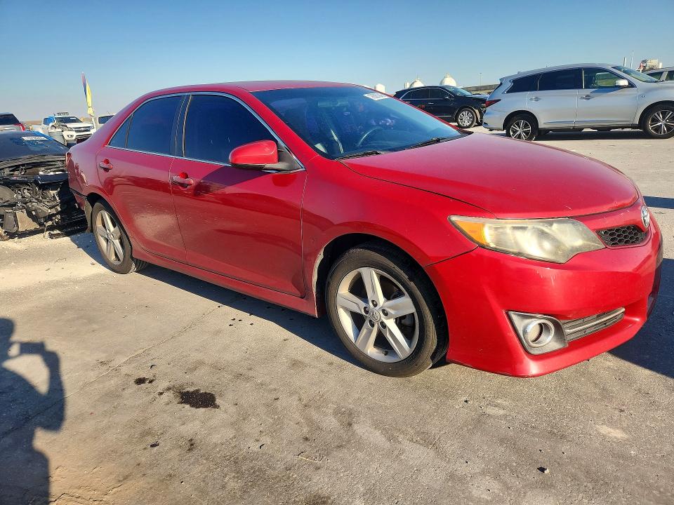 Photo 4 from auction – 2014 TOYOTA CAMRY L with VIN 4T1BF1FK3EU816282