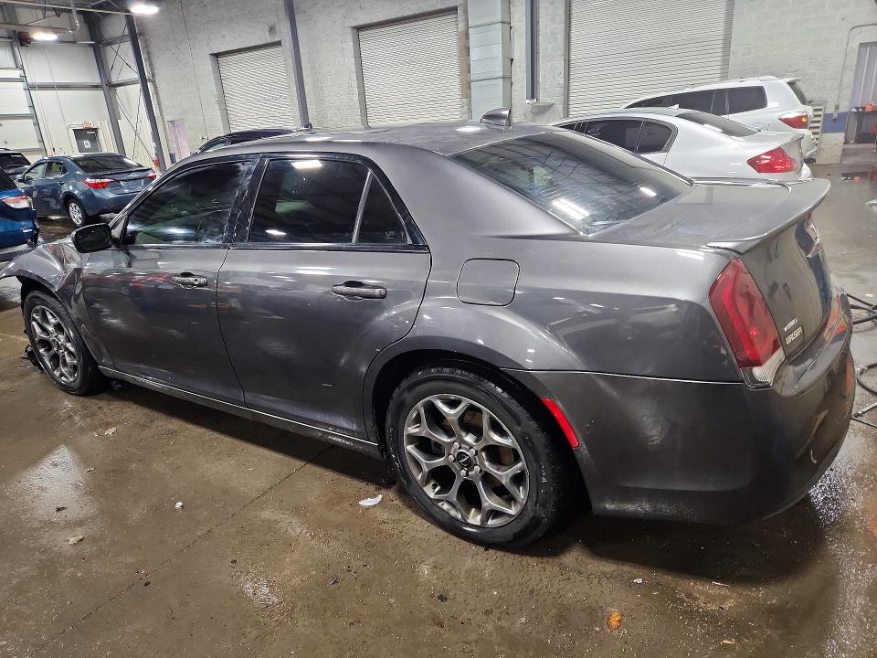 Photo 2 from auction – 2016 CHRYSLER 300 with VIN 2C3CCAGG9GH136196