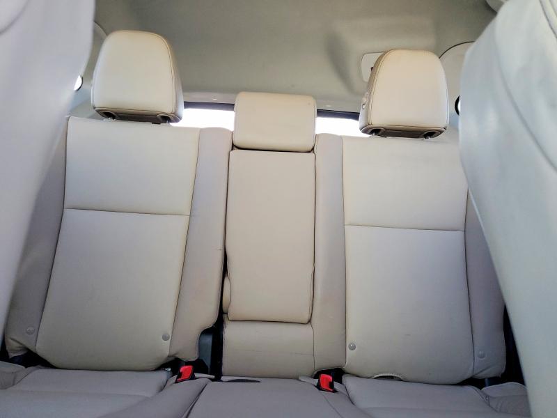 Photo 10 from auction – 2015 TOYOTA RAV4 with VIN 2T3YFREV1FW220276