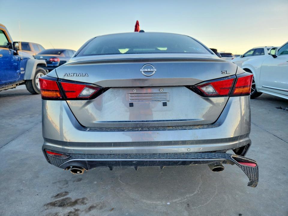 Photo 6 from auction – 2023 NISS ALTIMA with VIN 1N4BL4EV8PN385595