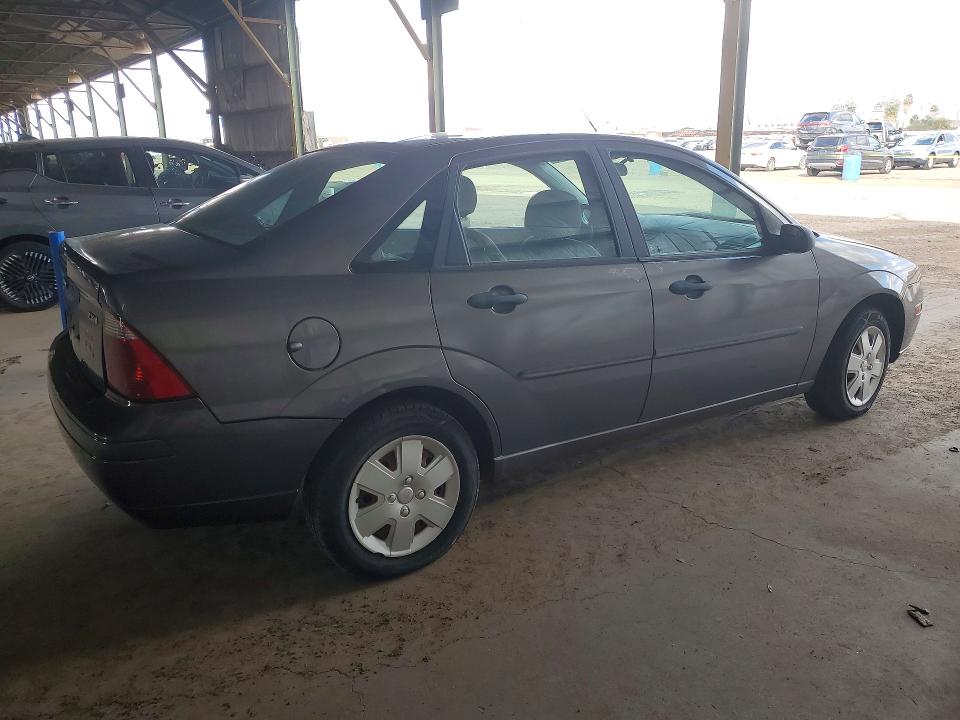 Photo 3 from auction – 2006 FORD FOCUS with VIN 1FAFP34N96W250491
