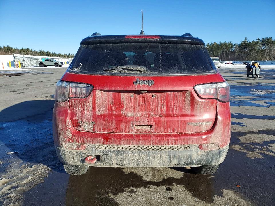 Photo 6 from auction – 2019 JEEP COMPASS with VIN 3C4NJDDB8KT799814