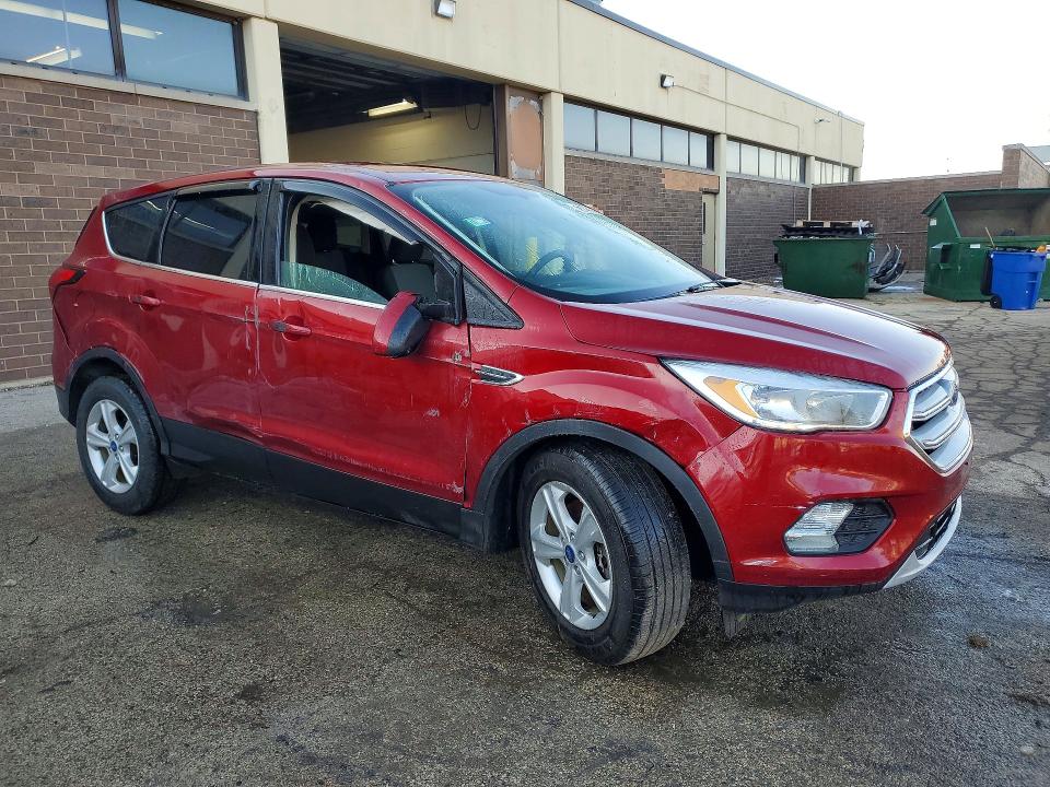Photo 4 from auction – 2019 FORD ESCAPE with VIN 1FMCU9GD6KUC12214