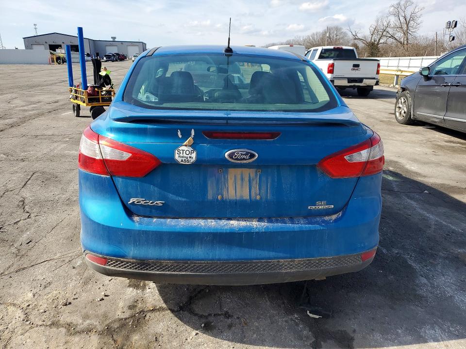 Photo 6 from auction – 2014 FORD FOCUS with VIN 1FADP3F22EL310153
