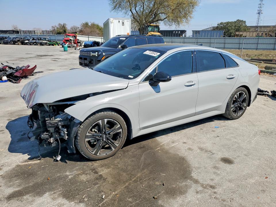 Photo 1 from auction – 2021 KIA K5 with VIN 5XXG64J20MG045822