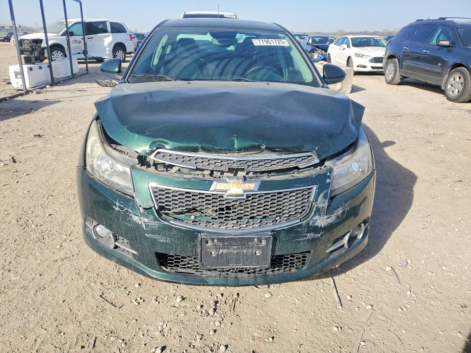 Photo 5 from auction – 2014 CHEVROLET CRUZE with VIN 1G1PC5SB4E7176462